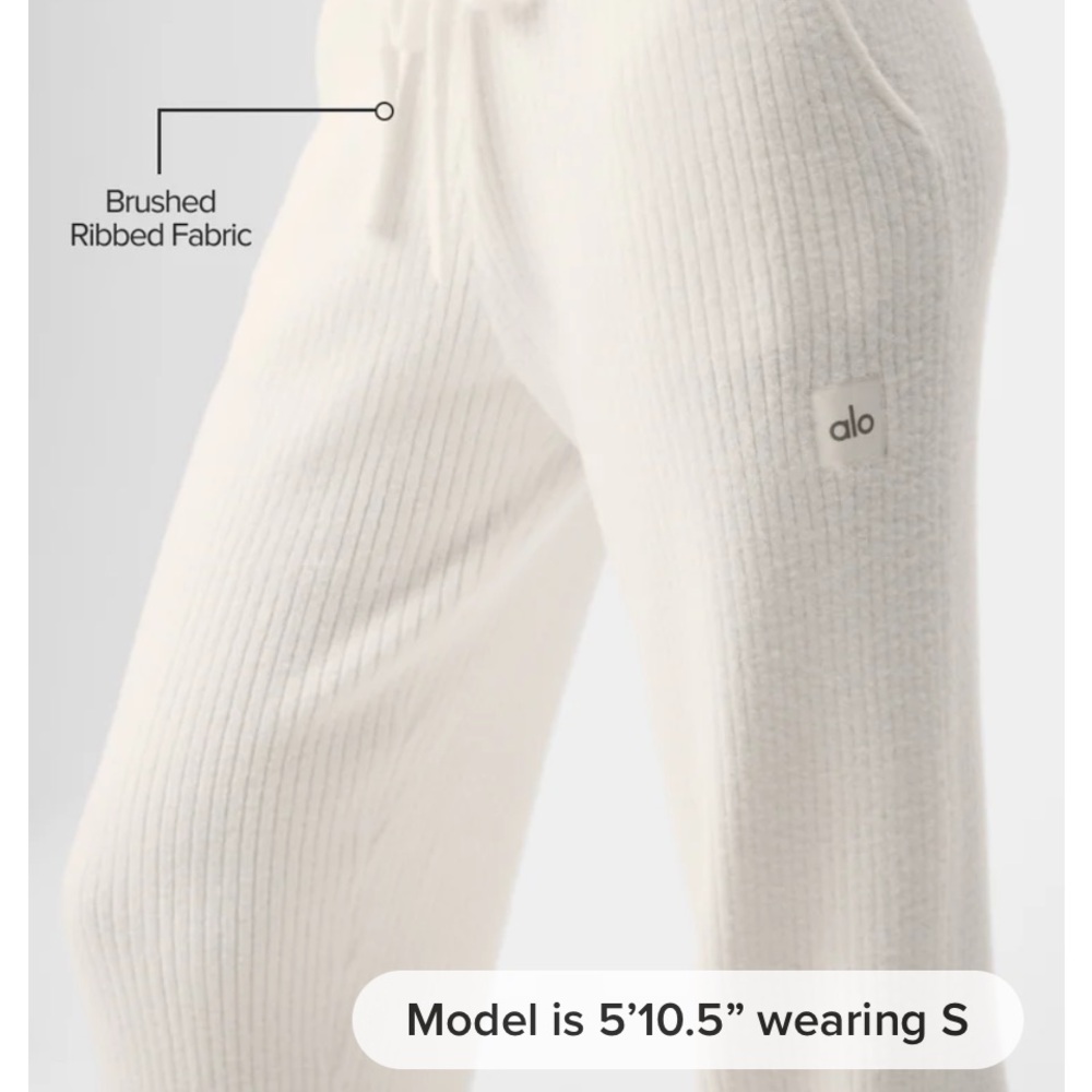 ALO Yoga Cream Ribbed Sweatpants